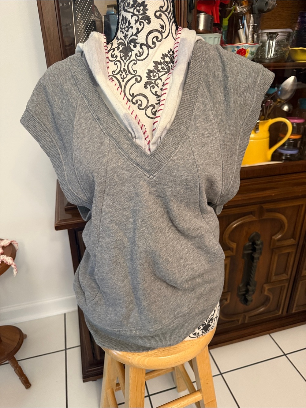 Free People Gray Sleeveless Hooded Sweatshirt Vest